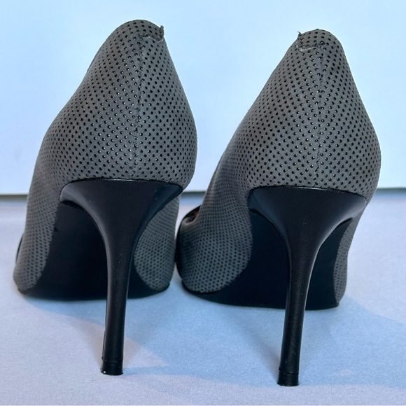 AUDREY BROOKE Womens Heels Abbie Embossed Gray Black Polka Dot 3.5” Heel Size 7 - Picture 8 of 16